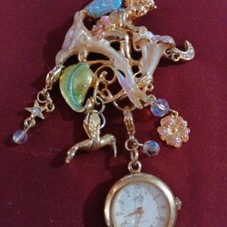 Very Nice Ladies Gold Fairy Charm Bracelet Broach Pin 