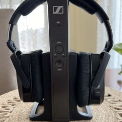 Great For Seniors, Sennheiser RS 175 Wireless Headphones