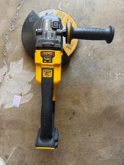 DEWALT 60 V 9inch Grinder