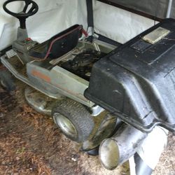 *See Other Listings* Craftsman riding lawnmower (Stopped working)