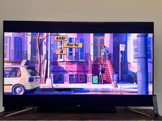 Samsung 75” TV + Original stand + Remote + Insignia Wireless Soundwoofer and Soundbar