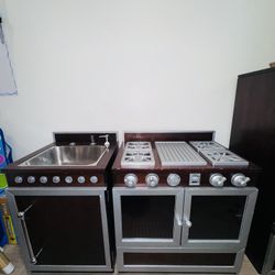 Retro Pottery Barn Play Kitchen