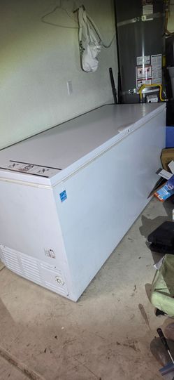 Large Deep Chest Freezer