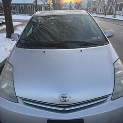 2006 Toyota Prius 4D Hatchback