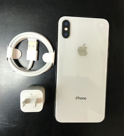 iPhone X 64GB Factory Unlocked