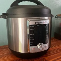 6 Quart Instapot 
