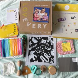 Lovevery The Charmer 3-4 months baby toy