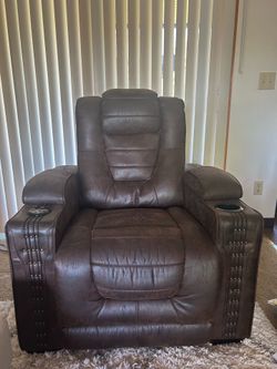 Power Recliner Chair with Speakers & Cup Holder ($250 OBO)