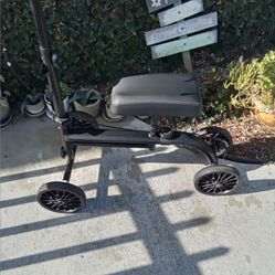Vita Sophy Knee Walker/Scooter