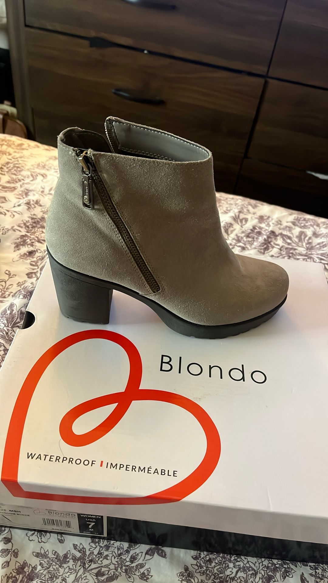 BLONDO WATERPROOF BOOTS
