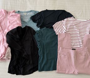 Women’s Clothing Bundle, of 7, Size Medium