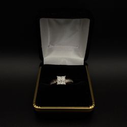 Ladies Diamond Ring 
