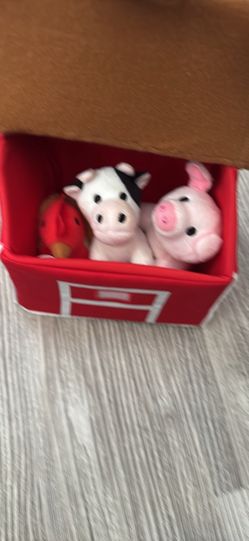 Bas Pros Baby barn animals soft toys