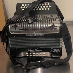 Hohner-Panther-Accordion