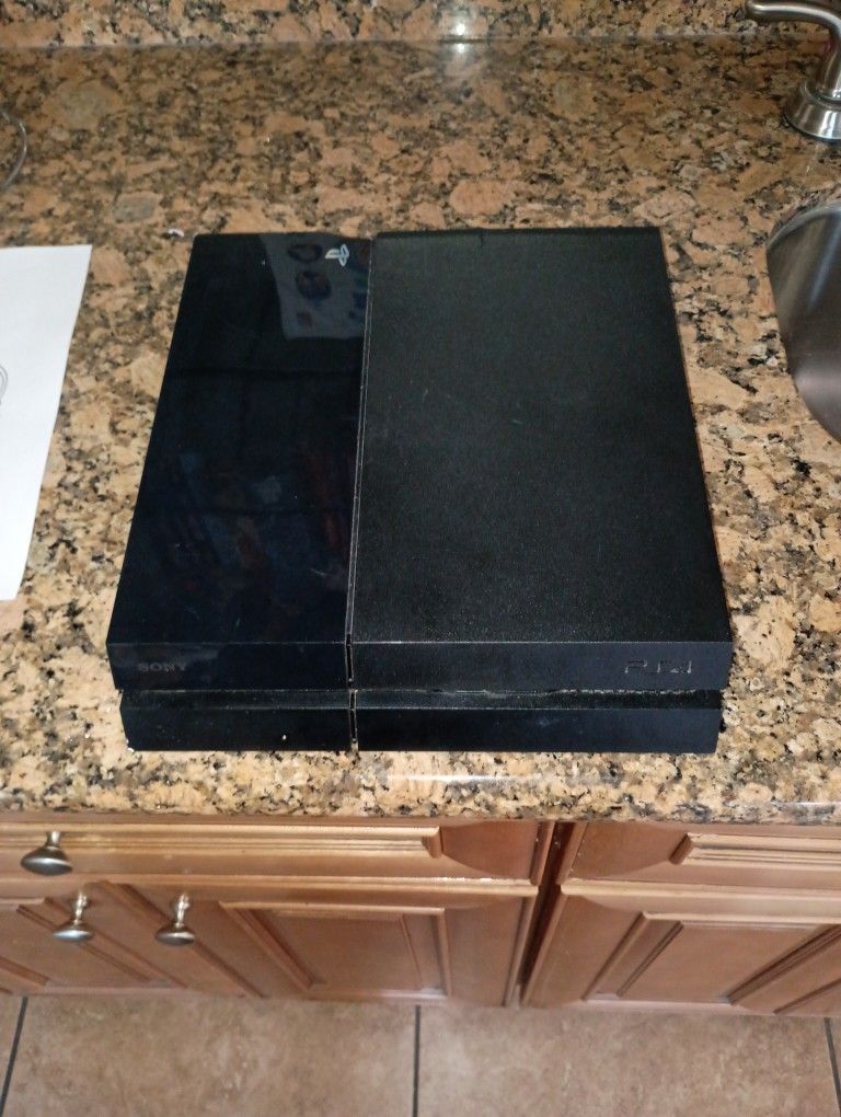 PS4