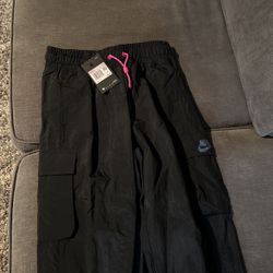 Women’s Nike Cargo Pants Windbreaker 
