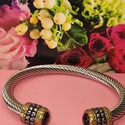 #1639, DAVID YURMAN STYLE, CABLE BRACELET JUST GORGEOUS, NEW WITH OUT TAG
