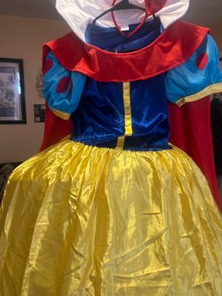 Halloween costume  Snow White