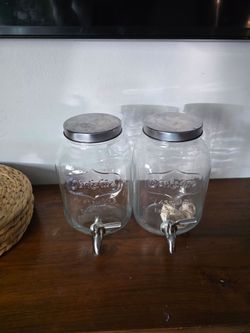 Yorkshire Glassware Drink Dispenser Jars, 1 gallon– Set of 2