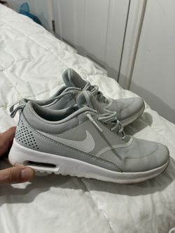 Women’s Nike Sz 7.5