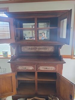 China hutch cabinet