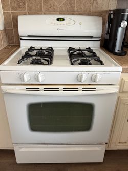 Maytag White Gas Range Stove