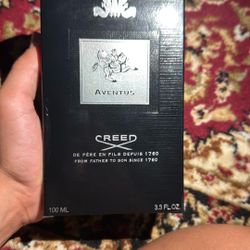 Creed Aventus 