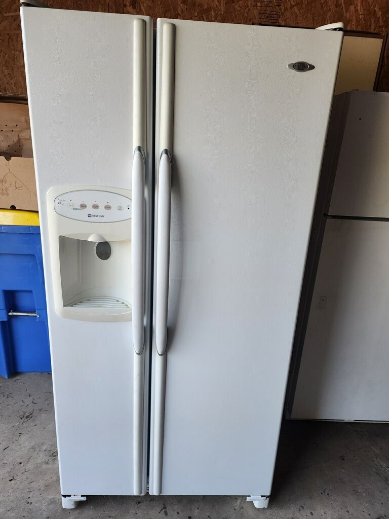 REFRIGERATOR