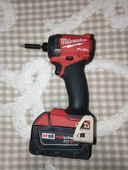 Powerful Milwaukee M18 FUEL impact also comes with M18 REDLITHIUM XC5.0 battery