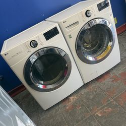 Set LG Washer and Dryer gas