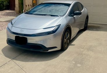 2023 Toyota Prius Le