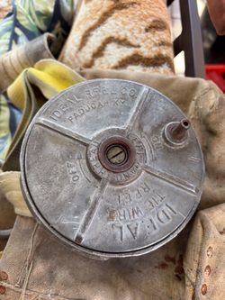 Vintage Ideal Tie Wire Reel Paducah KY with Belt and Pouch – Left Hand