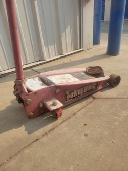 Powerbuilt Floor Jack