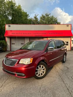 2011 Chrysler Town & Country