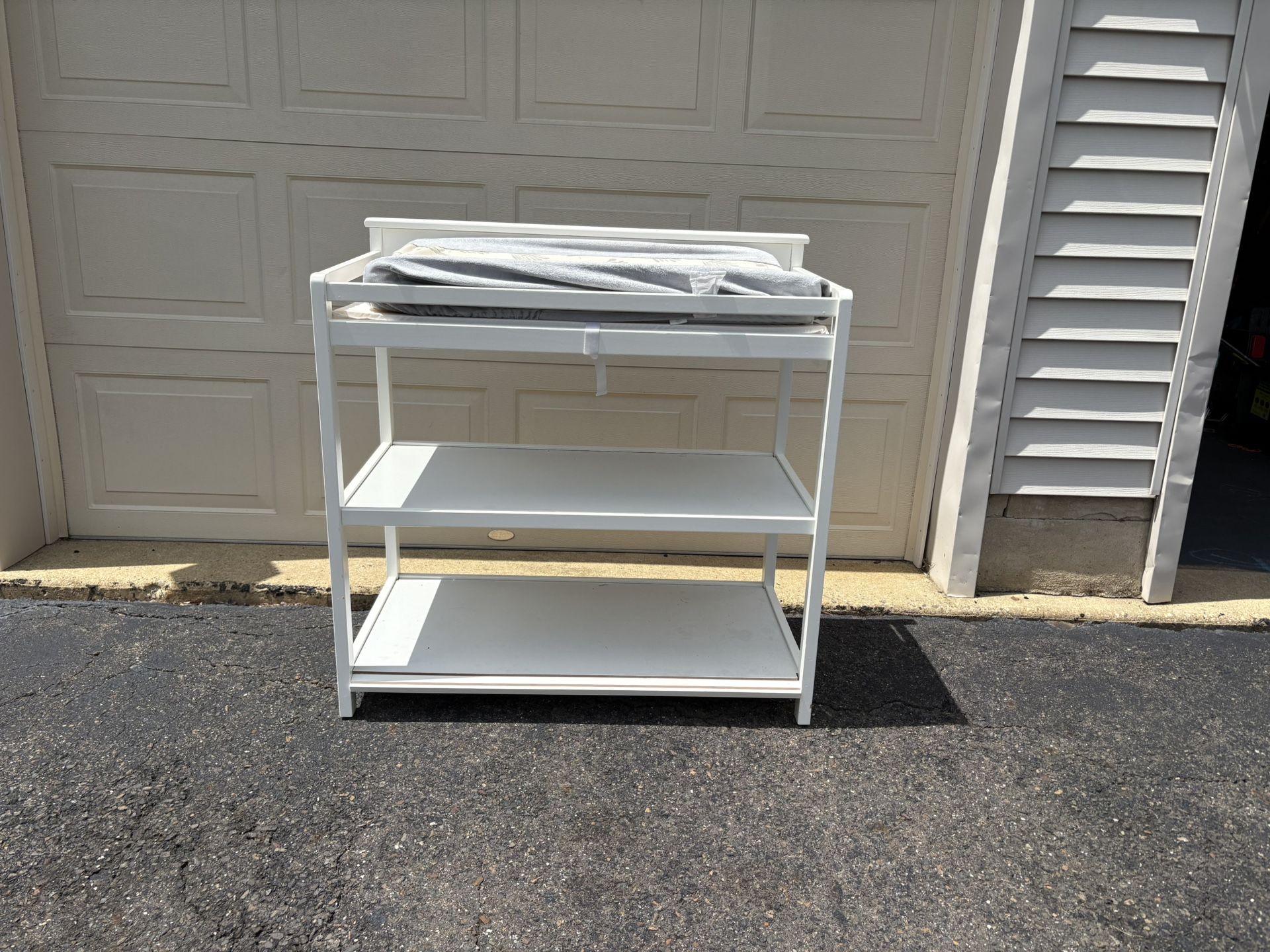 4yr Old changing table
