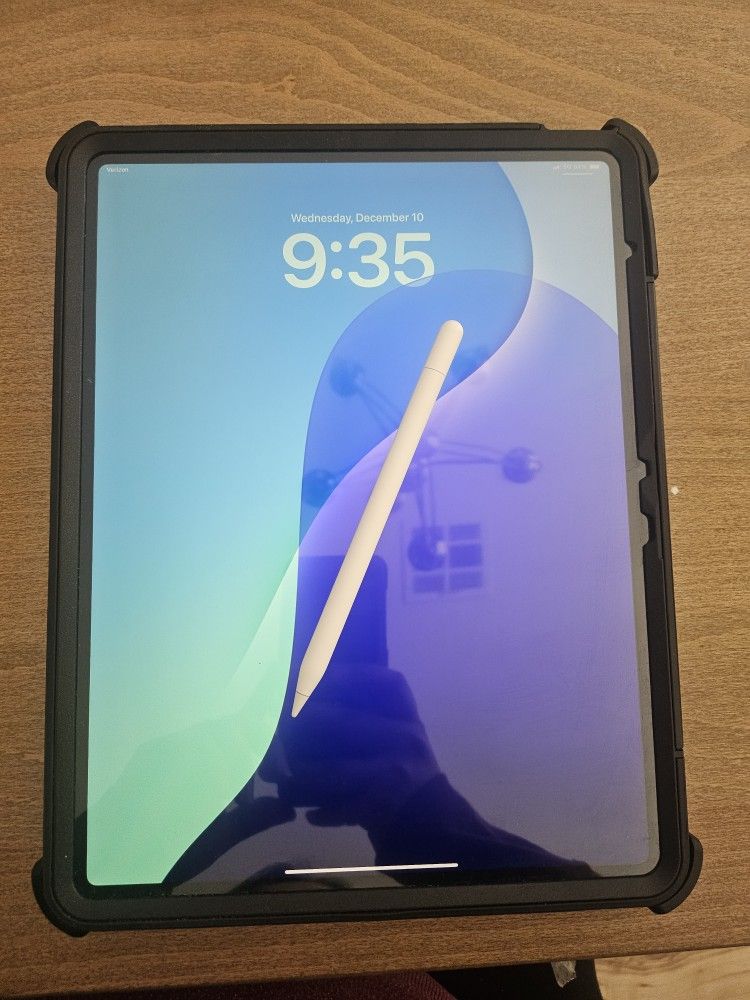 Ipad Air 13in (M3) 128 GB + Case + Pen