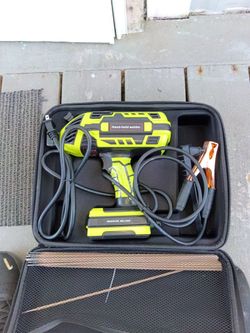 Hand-Held Inverter Welder with Case and Rods