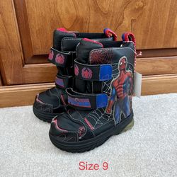Kid’s Snow Boots, Size 9