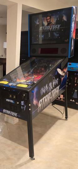 Star Trek Pinball Machine (Stern Brand)
