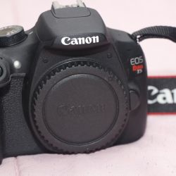 Canon Rebel T5 Camera