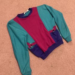 Vintage medium 80s retro work out sweater sweatshirt top outfit teal shirt  Don’t see any holes or rips some light spots on back Of sleeves at wrist s