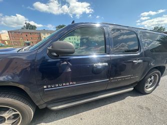 Chevrolet Suburban 1(contact info removed)