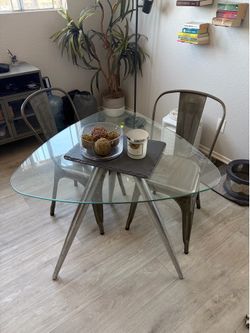 Glass Table with 2 chairs