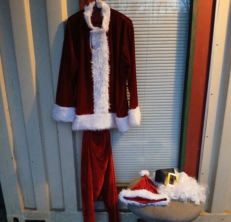 Complete Santa Suit, Top, Bottom, Beard, Belt, Hat, Gloves And Boot Cuffs, Excellent Condition 