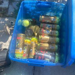 Bunch of tennis balls