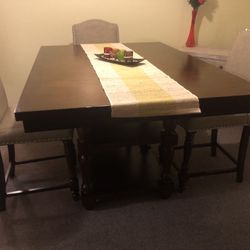 Dinning Table