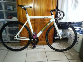 White Fixie