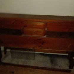 A Twin Bed Stand 