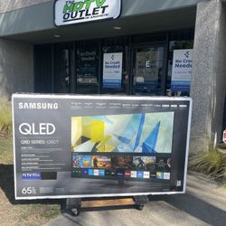65” Samsung QLED 4K Smart TV