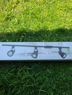 Track  kit integrated LEDS dimmable
